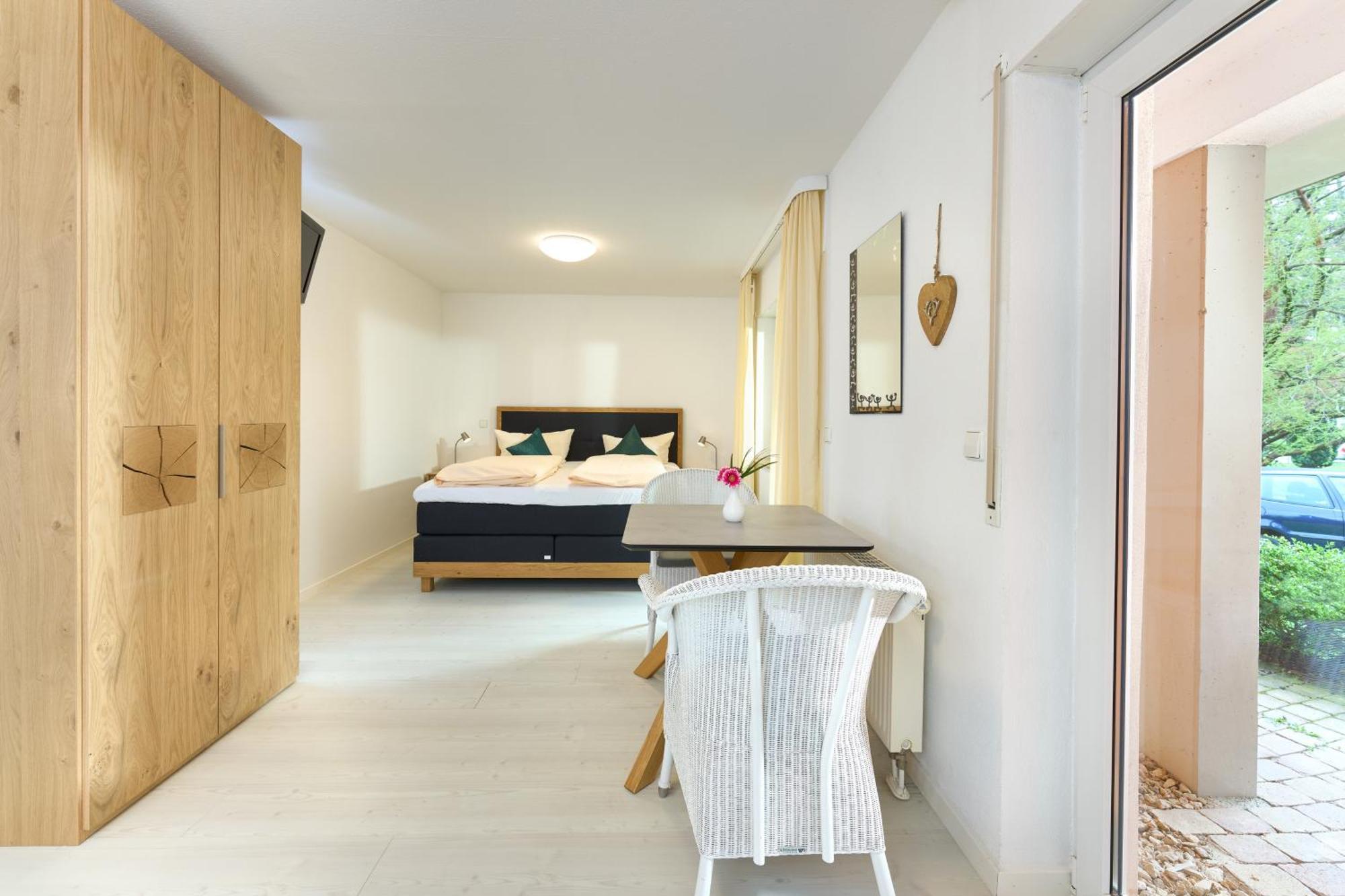 Thermen Appartements Gabriela, Appartement 24 Qm Бад-Кроцінген Екстер'єр фото